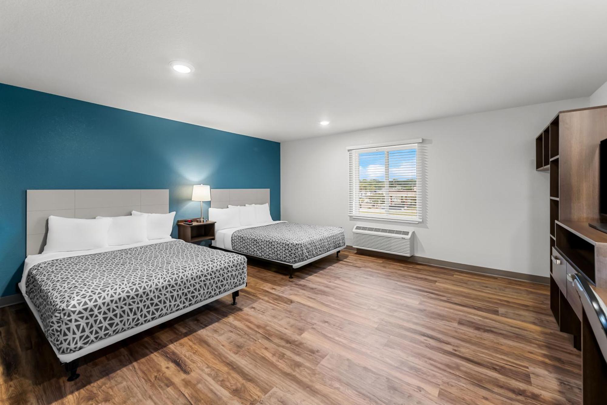 Woodspring Suites Kansas City Airport Buitenkant foto
