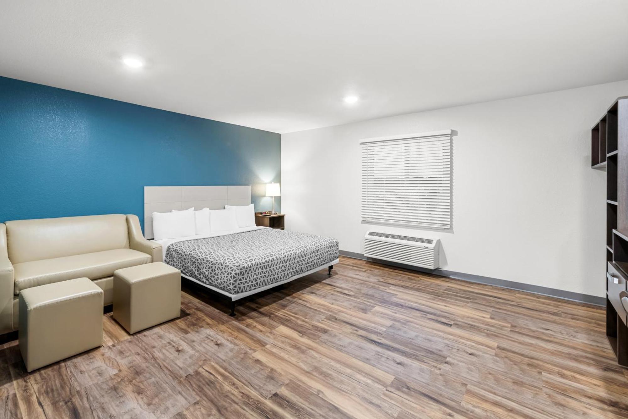 Woodspring Suites Kansas City Airport Buitenkant foto