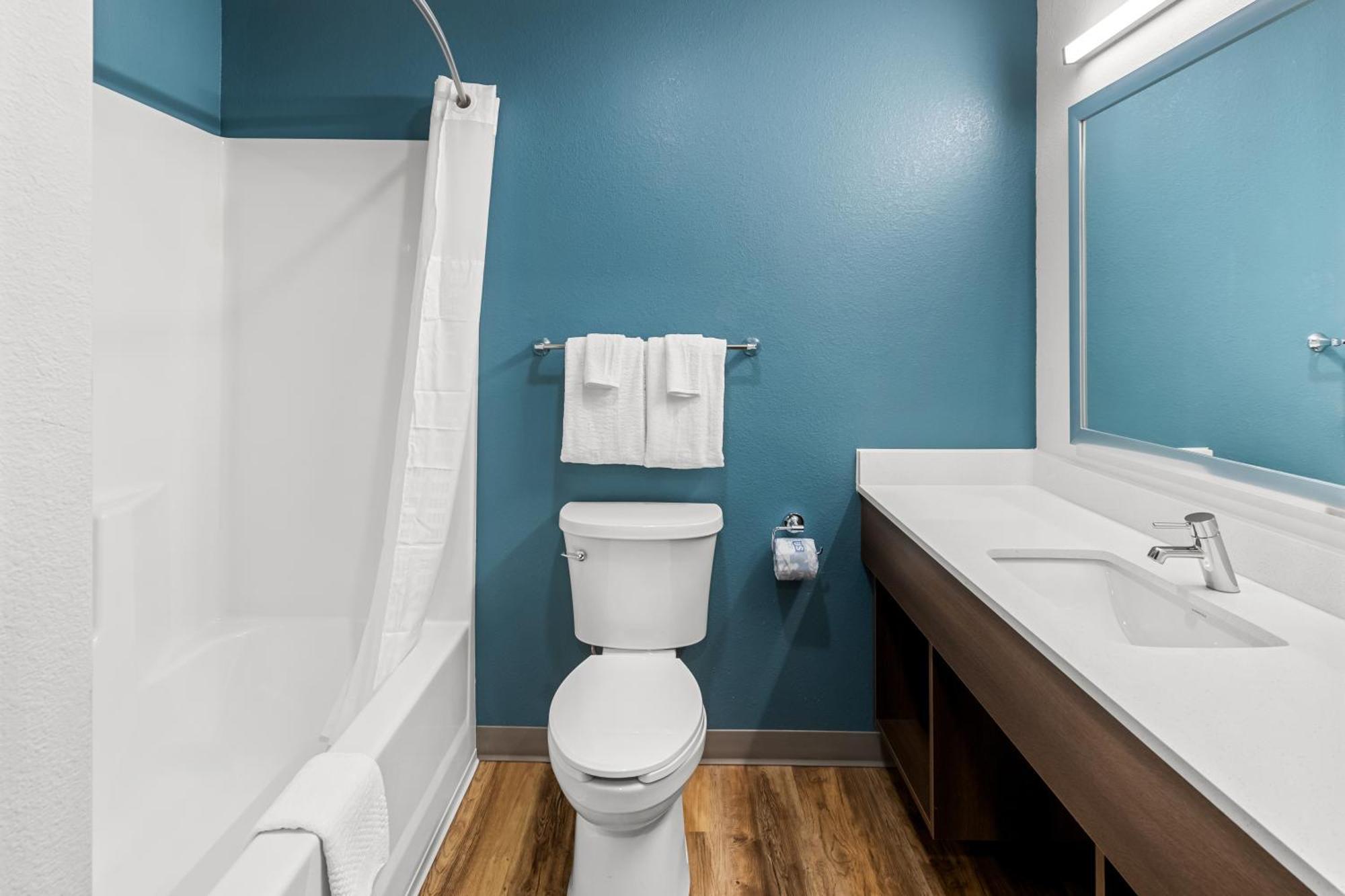 Woodspring Suites Kansas City Airport Buitenkant foto