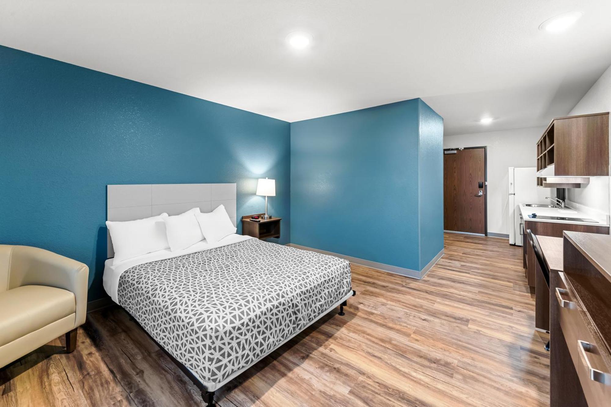 Woodspring Suites Kansas City Airport Buitenkant foto