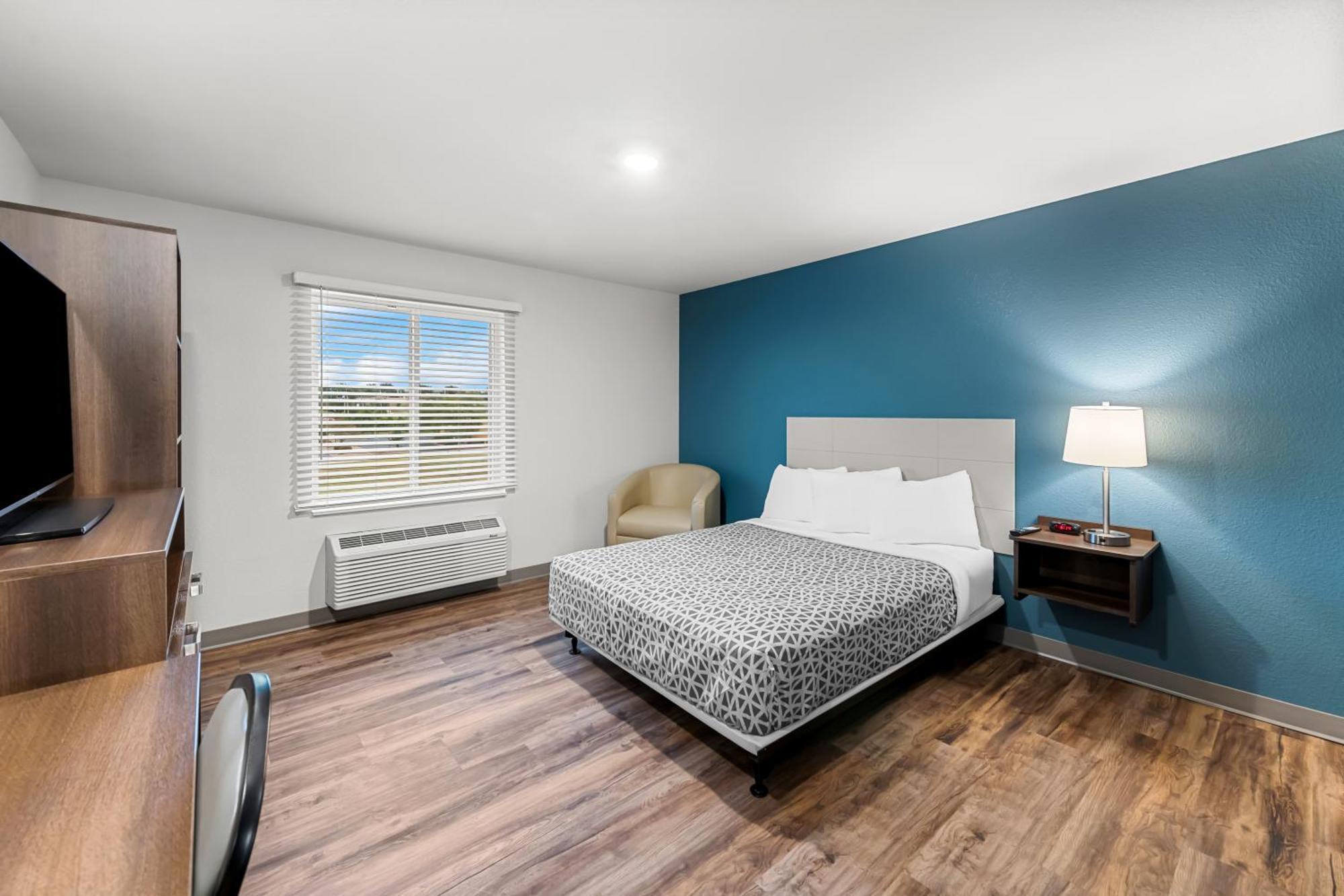 Woodspring Suites Kansas City Airport Buitenkant foto