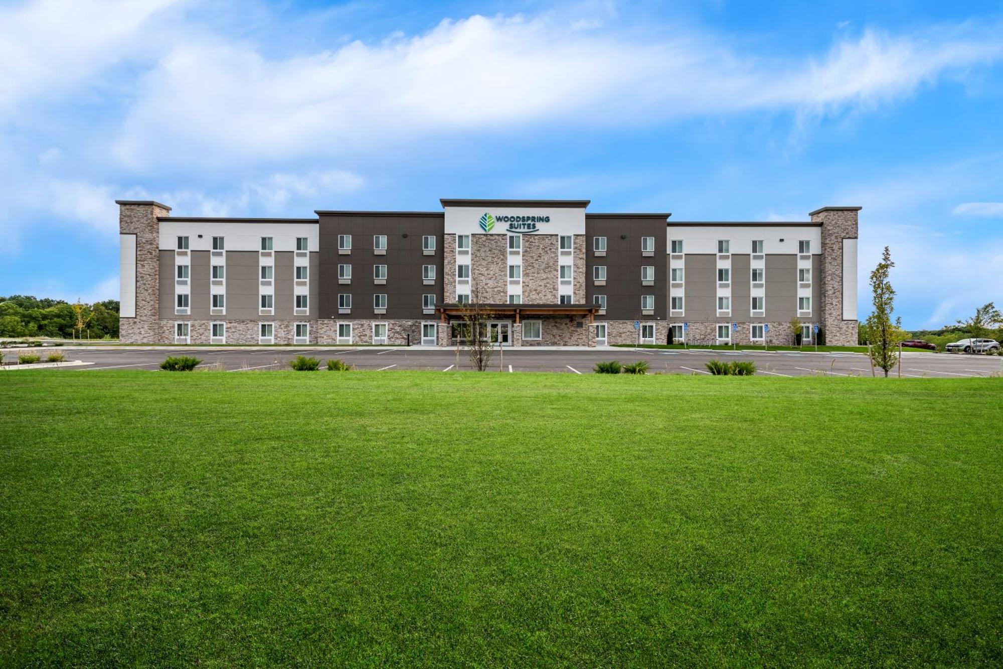 Woodspring Suites Kansas City Airport Buitenkant foto