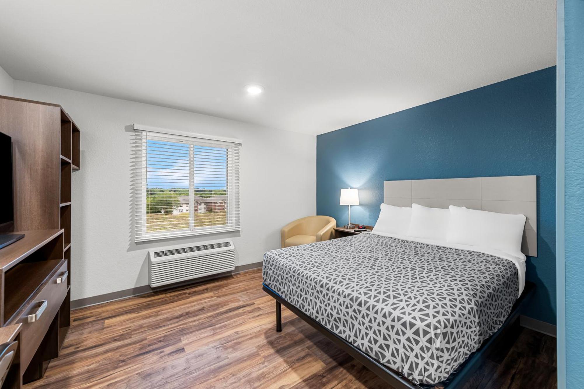 Woodspring Suites Kansas City Airport Buitenkant foto